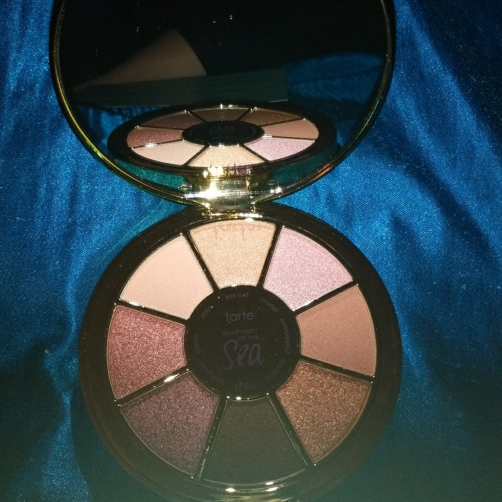 Tarte rainforest of the sea eyeshadow palette